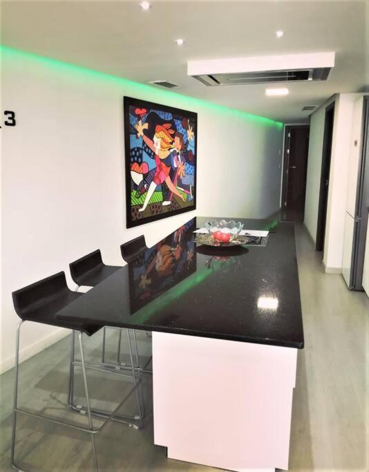 Apartamento Centro Rambla Alicante A エクステリア 写真