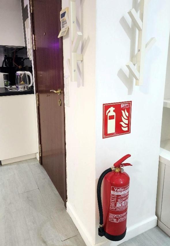 Apartamento Centro Rambla Alicante A エクステリア 写真